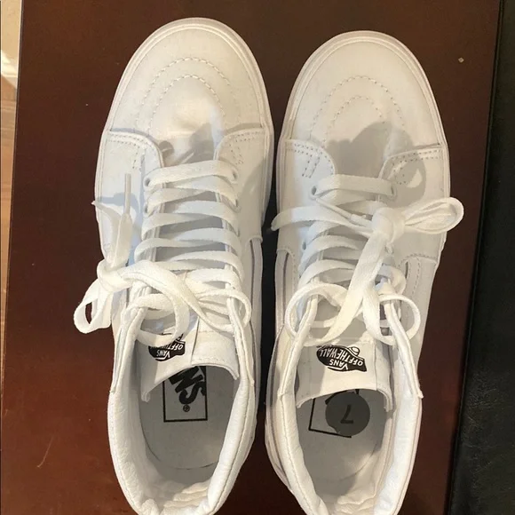 Vans Women's White Platform High-Tops - Picture 6 of 7